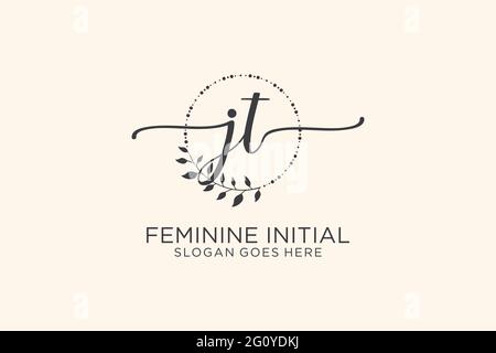 Monogramma di bellezza JT ed elegante logo di disegno manoscritto logo di firma iniziale, matrimonio, moda, floreale e botanico con modello creativo. Illustrazione Vettoriale