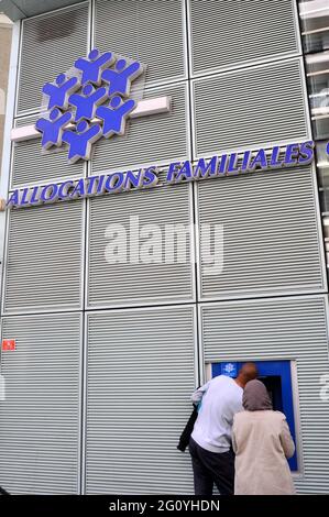 FRANCIA. PARIGI (75) EDIFICIO PER ASSEGNI FAMILIARI (CAF) Foto Stock