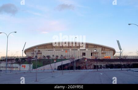 ESTADIO OLIMPICO DE LA PEINETA HOY ESTADIO WANDA METROPOLITANO - FOTO AÑOS 90. AUTORE: CRUZ Y ORTIZ ANTONIO. LOCALITÀ: ESTADIO DE LA PEINETA. MADRID. SPAGNA. Foto Stock