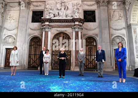 Amsterdam, Niederlande. 04 giugno 2021. Principessa Beatrice dei Paesi Bassi al Palazzo reale di Amsterdam, il 04 giugno 2021, per distribuire i garofani d'argento del Principe Bernhard Cultuurfonds a persone che hanno dato un contributo volontario e non pagato alla cultura o alla natura credito: Albert Nieboer/Netherlands OUT/Point de Vue OUT/dpa/Alamy Live News Foto Stock