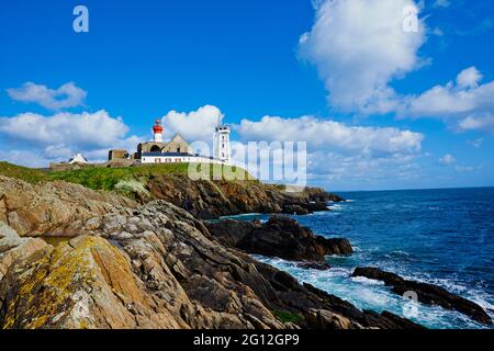 Francia, Briitany, Finistere, Plougonvelin, faro alla Pointe Saint Mathieu Foto Stock