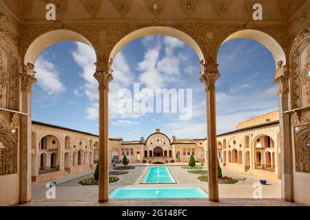 Tradizionale casa storica iraniana conosciuta come Casa Tabatabei, in Kashan, Iran Foto Stock