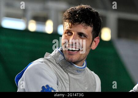 Napoli, Italia. 04 giugno 2021. Andrea Cassarà, durante i campionati italiani di scherma 2021, si è svolto al Palavesuvio di Napoli (NA). Napoli, 04 giugno 2021. (Foto di Vincenzo Izzo/Sipa USA) Credit: Sipa USA/Alamy Live News Foto Stock