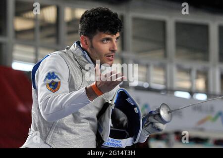 Napoli, Italia. 04 giugno 2021. Andrea Cassarà, durante i campionati italiani di scherma 2021, si è svolto al Palavesuvio di Napoli (NA). Napoli, 04 giugno 2021. (Foto di Vincenzo Izzo/Sipa USA) Credit: Sipa USA/Alamy Live News Foto Stock