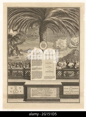 Il pranzo della legge. Al centro due pietre con i dieci comandamenti che si appoggiano ad una palma. Sullo sfondo si può vedere come la montagna Sinai è coperta di nuvole e fulmini. Dio parla al popolo d'Israele che si è raccolto ai piedi della montagna. Foto Stock