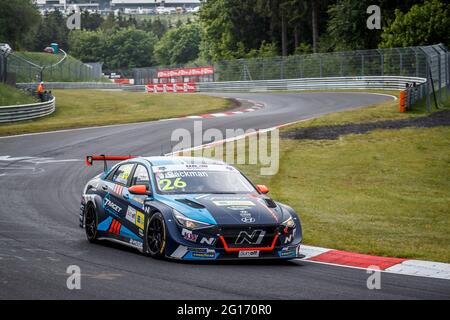 Nordschleife, Germania. 05 giugno 2021. 26 Backman Jessica (swe), Target Competition, Hyundai Elantra N TCR, azione in occasione della gara tedesca FIA WTCR 2021, 1° round della Coppa del mondo FIA Touring Car Cup 2021, sul Nurburgring Nordschleife, dal 3 al 6 giugno 2021 a Nordschleife, Germania - Foto Frédéric le Floc'h / DPPI Credit: DPPI Media/Alamy Live News Foto Stock