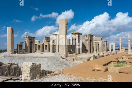 Rovine della Tachara, il Palazzo di Dario il Grande. Persepolis, Provincia di Fars, Iran Foto Stock