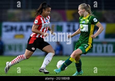 ALMERE, PAESI BASSI - 5 GIUGNO: Naomi Pattiwael di PSV Eindhoven durante la finale della Coppa KNVB femminile tra ADO Den Haag e PSV allo stadio Yanmar il 5 giugno 2021 ad Almere, Paesi Bassi (Foto di Patrick Goosen/Orange Pictures) Foto Stock