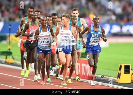 Paul Chelimo (USA, medaglia di bronzo), Andrew Butchart (GBR), Mo Farah (GBR, medaglia d'argento). 5000 metri uomini finale. Campionato del mondo IAAF Londra 2017 Foto Stock