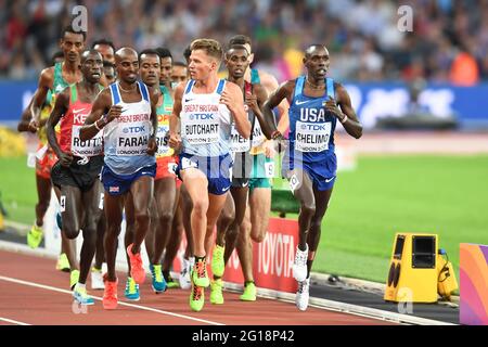 Paul Chelimo (USA, medaglia di bronzo), Andrew Butchart (GBR), Mo Farah (GBR, medaglia d'argento). 5000 metri uomini finale. Campionato del mondo IAAF Londra 2017 Foto Stock