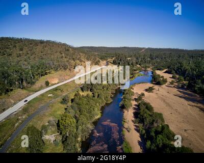 Aereo del tratto di River Bend sul fiume Burnett a nord di Gayndah North Burnett Queensland Australia. Foto Stock