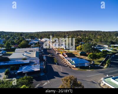 Aereo di Moreton Street la principale sezione di vendita al dettaglio di Eidsvold North Burnett Queensland Australia Foto Stock