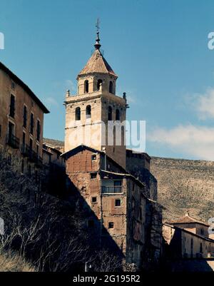 TORRE CAMPANARIO DE LA CATEDRAL DEL SALVADOR - SIGLO XVI. Posizione: ESTERNO. Albarracín. TERUEL. SPAGNA. Foto Stock