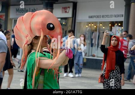 Protesta per l'estinzione della fauna selvatica, Nottingham Foto Stock