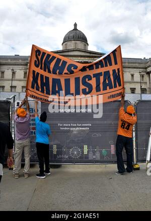 Londra, Regno Unito. 6 giugno 2021. I membri della comunità Sikh ricordano il massacro di Amritsar del 1984. Credit: Matthew Chpicle/Alamy Live News Foto Stock