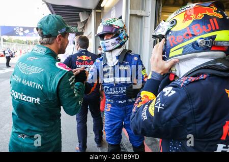 Baku, Azerbaigian. 6 Giugno 2021. RICCIARDO Daniel (aus), McLaren MCL35M, VETTEL Sebastian (ger), Aston Martin F1 AMR21, PEREZ Sergio (mex), Red Bull Racing Honda RB16B, ritratto durante il Gran Premio di Formula 1 Azerbaigian 2021 dal 04 al 06 giugno 2021 sul circuito cittadino di Baku, a Baku, Azerbaigian - Foto Antonin Vincent/DPPI Credit: DPPI Media/Alamy Live News Foto Stock