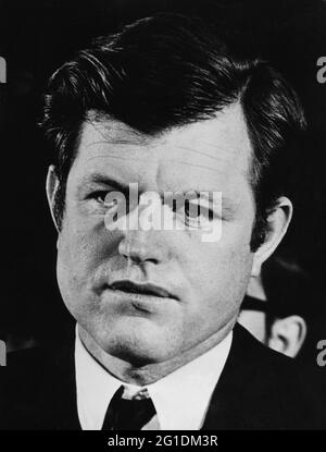 Kennedy, Edward Moore 'Ted', 22.2.1932 - 25.8.2009, politico americano (democratico), ADDITIONAL-RIGHTS-CLEARANCE-INFO-NOT-AVAILABLE Foto Stock
