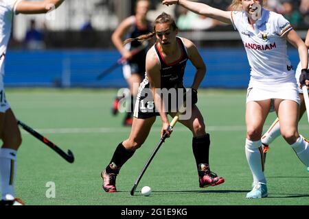 AMSTELVEEN, PAESI BASSI - 6 GIUGNO: Lisa Altenburg, Germania, durante la partita dei Campionati europei di Hockey tra Duitsland e Belgio allo stadio Wagener Stadion Foto Stock