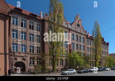 Scuola elementare Dr.Theo Schoeller, costruita nel 1900, Norimberga, Franconia media, Baviera, Germania Foto Stock