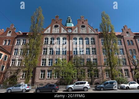 Scuola elementare Dr.Theo Schoeller, costruita nel 1900, Norimberga, Franconia media, Baviera, Germania Foto Stock