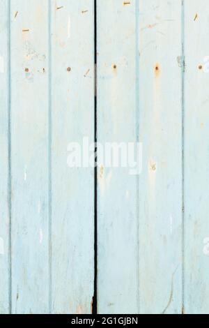 Turchese spiaggia parete scanalatura legno texture su blu chiaro colore naturale sfondo Art plain semplice buccia legno pavimento grano teak vecchio pannello senza giunture. Foto Stock