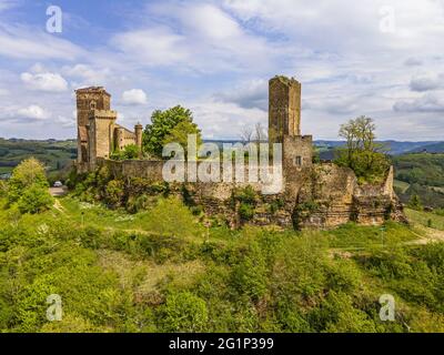 Francia, Lot, Saint Laurent les Tours, castello di Tours Saint Laurent, Atelier musee Jean Lurcat, vicino a Saint Cere (vista aerea) Foto Stock