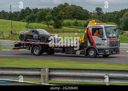 Monoposto, Honda, Pick Up e corse di auto sportive presso l'Oulton Park Raceway Motorsports Track Cheshire Foto Stock