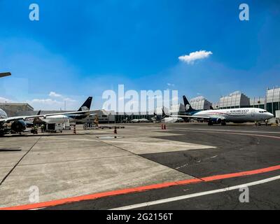 Espansione del Terminal II dell'aeroporto di Città del Messico. Compagnia aerea Aero Messico, AeroMexico, Aeromexico. (Foto di Luis Gutiérrez). Ampliacion de Terminal II dell'Aeroporto di Città del Messico. Compagnia aerea Aero Messico, AeroMexico, Aeromexico. (Foto di Luis Gutiérrez). Foto Stock