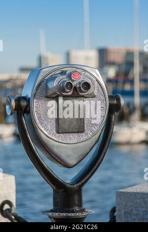 Boston Harbourwalk, Tower Optical Binocolo, North End, Boston ma USA Foto Stock