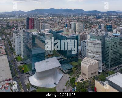 Museo Soumaya e Museo Jumex nella zona di Carso di Polanco, Città del Messico, Messico Foto Stock