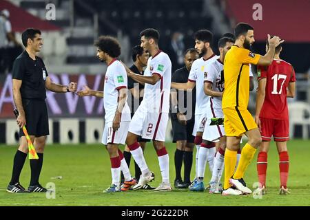 Doha, Qatar. 7 Giugno 2021. I giocatori del Qatar festeggiano dopo aver vinto la seconda partita di calcio del Gruppo e tra Qatar e Oman alla Coppa del mondo FIFA Qatar 2022 e la Coppa asiatica AFC Cina 2023, Qualifiche congiunte preliminari a Doha, Qatar, il 7 giugno 2021. Credit: Nikku/Xinhua/Alamy Live News Foto Stock