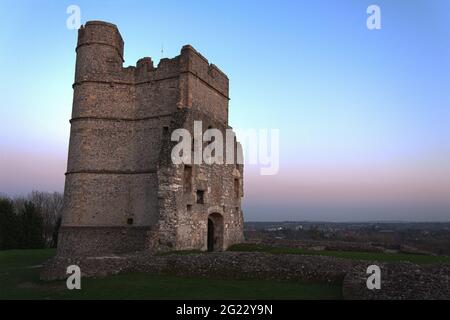 Donnington Castle a Newbury a Dusk Foto Stock