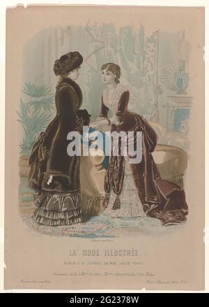 La fashion illustrée, Journal de la Famille, Dimanche 1 gennaio 1882, No. 1: Toilettes de la M.on Fladry (...). Due donne in un interno. A sinistra: "Toilette de Ville". Gonna e corpetto di 'Peluche' in diverse tonalità di marrone. "Grande visite" van Bruin "Peluche" depositato con pelliccia. A destra: 'Toilette la cena' da 'Moire' e 'Velours Nacarat' (rosso?). Due sciarpe sono tese sulla parte anteriore. Secondo la didascalia: "Toilette" di Maison Fladry, successore di Coopsinet. Stampa dalla rivista la Mode Illustrée mode (1860-1937). Descrizione estesa dell'abbigliamento a pagina 6 'Descrizione del a. Foto Stock