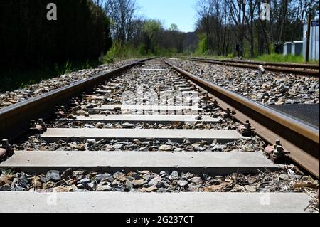 Binari ferroviari che conducono alle linee Horizon.Perspective Foto Stock