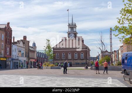 Una scena di strada in High Street, Stockton on Tees, Inghilterra, Regno Unito Foto Stock