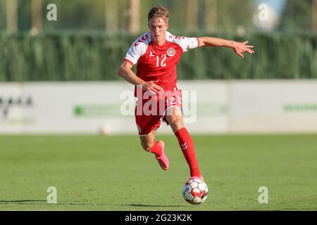 Marbella, Spagna. 05 giugno 2021. Marcus Hannesbo (12) della Danimarca ha visto durante il calcio amichevole tra la Repubblica d'Irlanda U21 e la Danimarca U20 al Dama de Noche Football Center a Marbella. (Foto: Gonzales Photo - Rune Mathiesen). Foto Stock