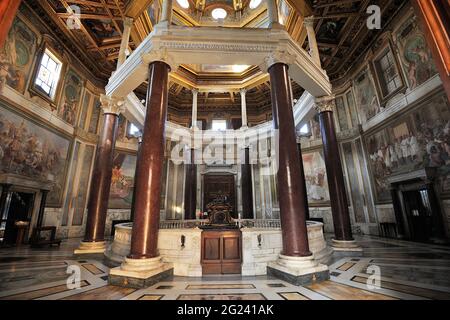 Italia, Roma, San Giovanni in Laterano, Battistero Lateranense, battistero Foto Stock