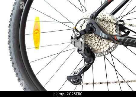 Parti della bicicletta: Cassetta, catena, deragliatore posteriore, primo piano della ruota Foto Stock
