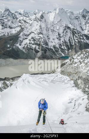 Discesa Isola Peak in Nepal Foto Stock