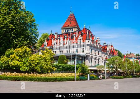 Chateau d'Ouchy o Castello di Ouchy è un antico castello medievale nella città di Losanna in Svizzera Foto Stock