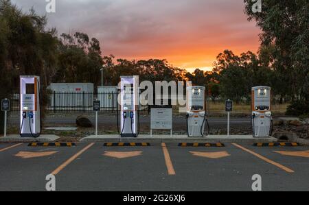 Stazione di ricarica per veicoli elettrici, Euroa, Victoria Foto Stock