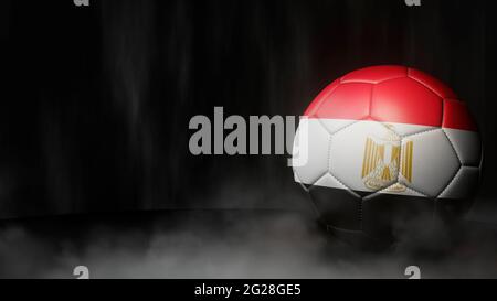 Palla di calcio in colori bandiera su uno sfondo astratto scuro. Egitto. Immagine 3D. Foto Stock