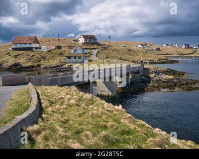 Le remote comunità insulari di Housay e Buray nel gruppo insulare di out Skerries, Shetland, la parte più settentrionale del Regno Unito. Foto Stock