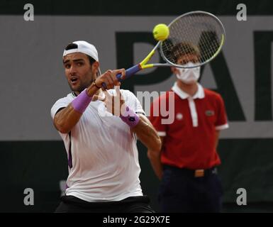 Parigi, fra. 09 giugno 2021. Parigi, Roland Garros, Francia Open Day 11 09/06/2021 Matteo Berrettini (ITA) quarto finale contro il credito: Roger Parker/Alamy Live News Foto Stock