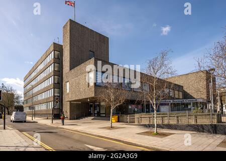 Gravesend Civic Center e Woodville Hall, Gravesend Kent. Foto Stock