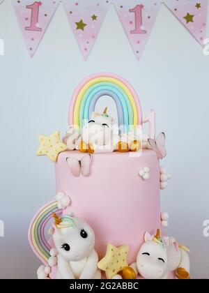 Torta Unicorno e Arcobaleno