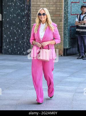 Londra, Regno Unito. 8 giugno 2021. Emma Bunton visto fuori dagli studi ITV a Londra Credit: SOPA Images Limited/Alamy Live News Foto Stock