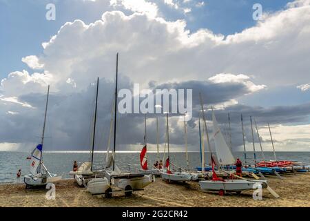 Temporale in avvicinamento dal mare. Moriani-Plage, Corsica, Francia Foto Stock