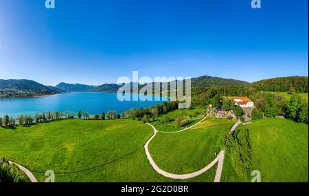 Kaltenbrunn am Tegernsee, vicino a Gmund, Foreland Alpina, alta Baviera, Baviera, Germania, Europa Foto Stock