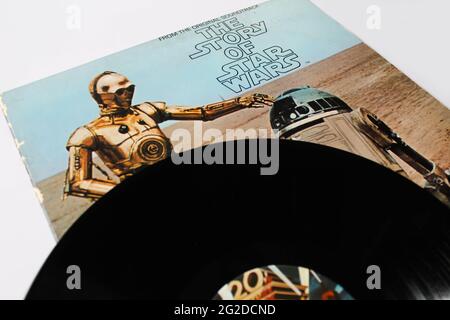 The Story of Star Wars un album del 1977 degli eventi raffigurati nel film Star Wars. Prodotto da George Lucas e Alan Livingston. Copertina album Foto Stock